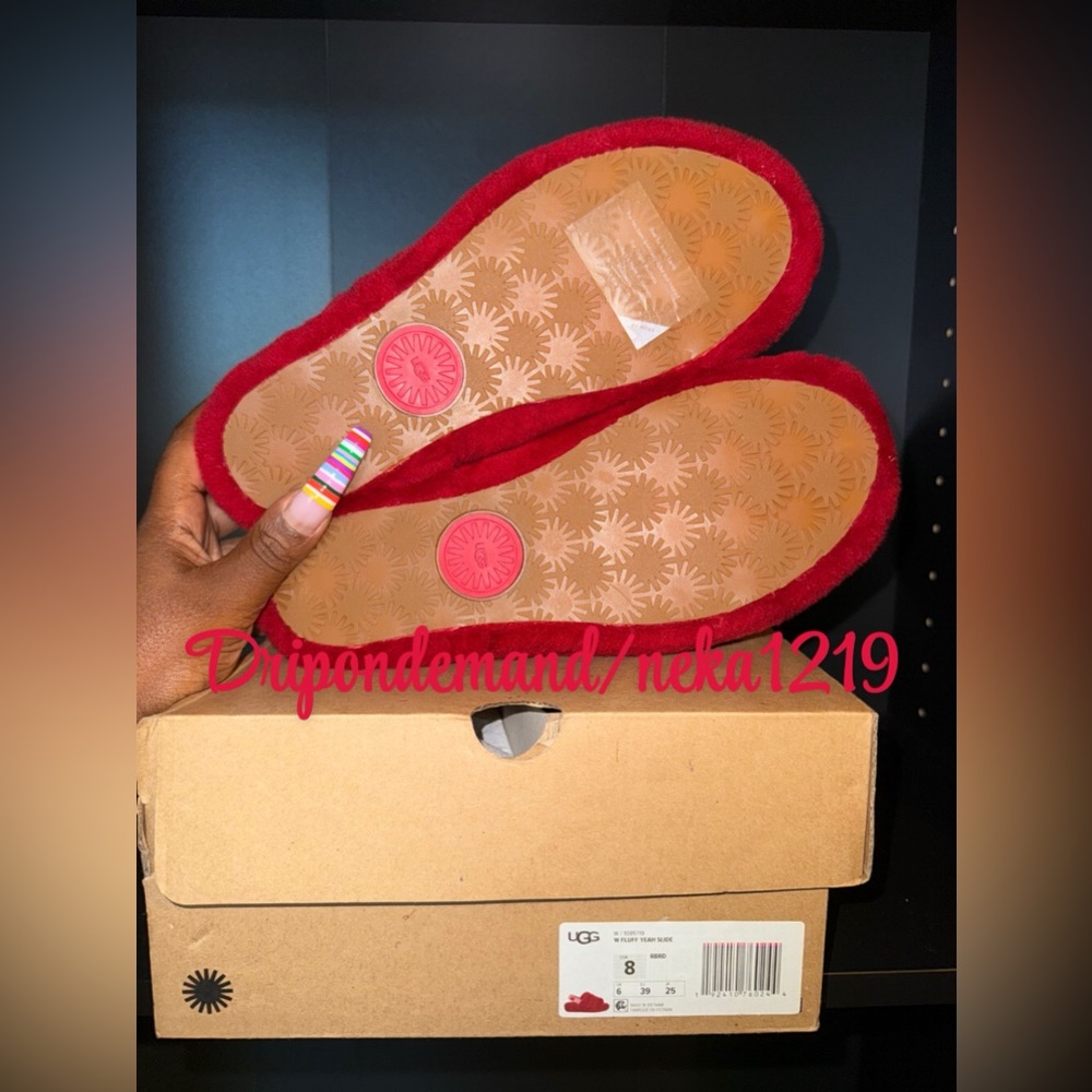 UGG Fluff Yeah Slides- Ribbon Red - Picture 6 of 6